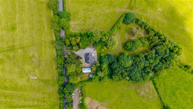 Connifer House, Breansha , Emly, Tipperary