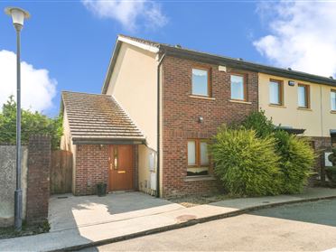 12 Blackthorn Hill Close, WITH ADDITIONAL STUDY ROOM, Rathcoole, Co. Dublin