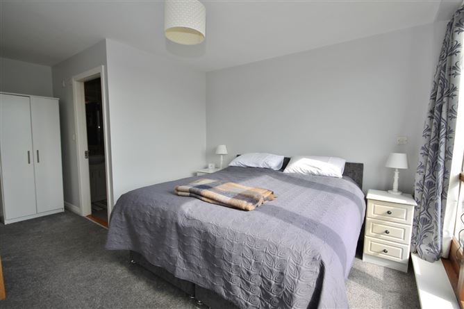 157 The Island, Chapelizod, Dublin 20