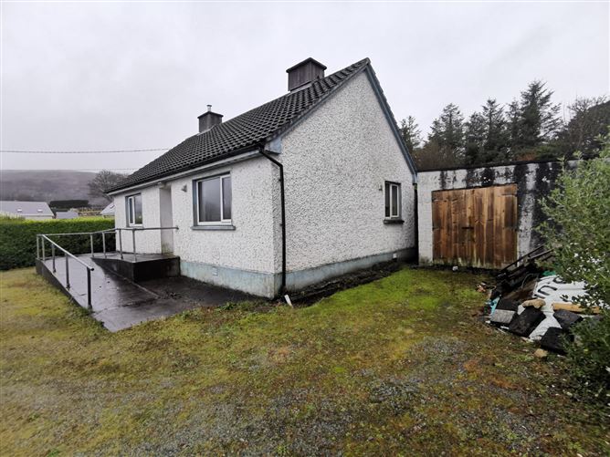 Kilkieran Village, Kilkieran, Galway