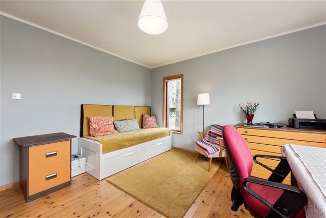 Cockadoodledoo, Killakee Road, Rathfarnham, Dublin 16