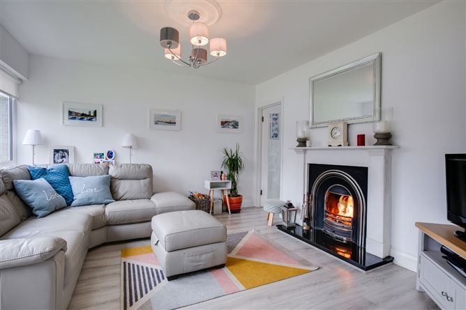 23 Sutton Grove, Sutton, Dublin 13