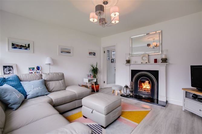 23 Sutton Grove, Sutton, Dublin 13