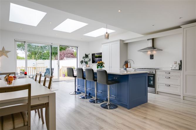 23 Sutton Grove, Sutton, Dublin 13