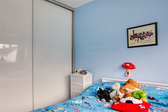 23 Sutton Grove, Sutton, Dublin 13