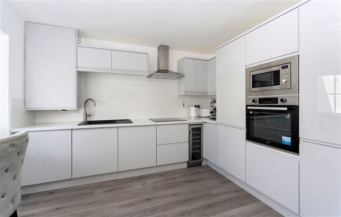 18 ESKER LODGE, Lucan, Dublin