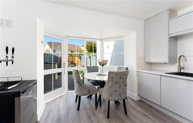 18 ESKER LODGE, Lucan, Dublin