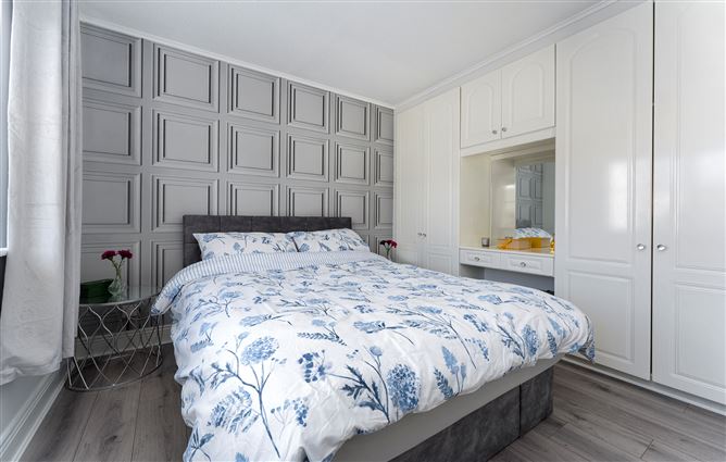 18 ESKER LODGE, Lucan, Dublin