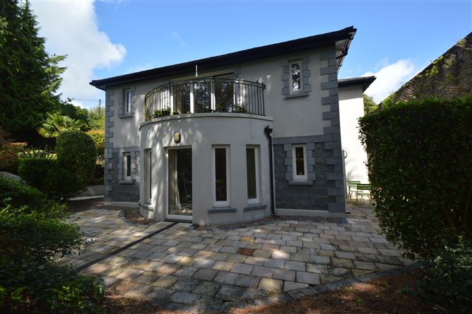  1 Lísín Apartments, Strawberry Hill, Cork City, Cork