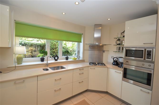  1 Lísín Apartments, Strawberry Hill, Cork City, Cork