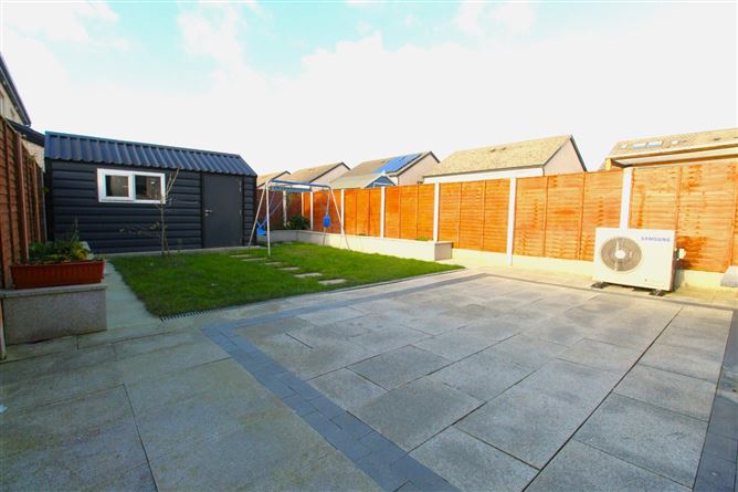 26 Park Crescent, Hansfield Wood, Clonsilla, Dublin 15