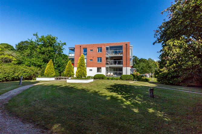 28 The Croft, Parc Na Silla Avenue, Loughlinstown, Dublin 18