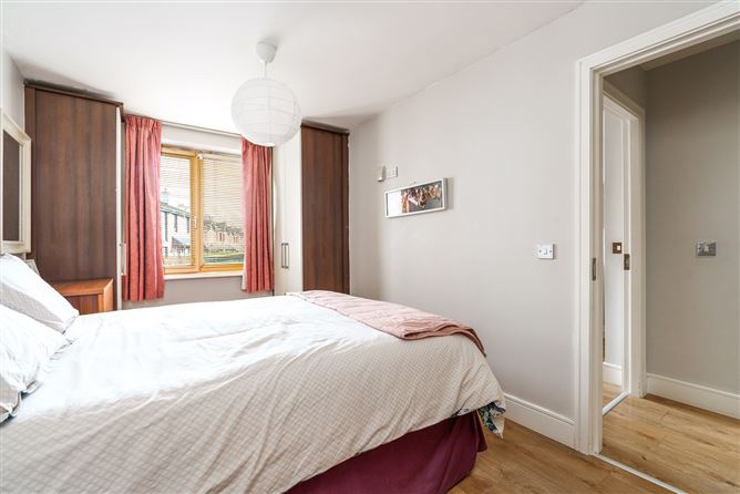 28 The Croft, Parc Na Silla Avenue, Loughlinstown, Dublin 18