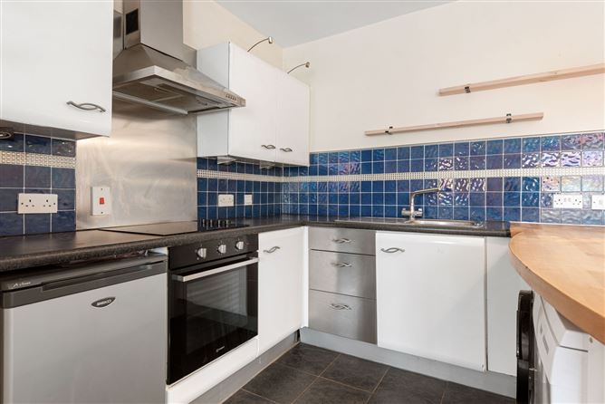 7 Eaton Court, Terenure, Dublin 6W