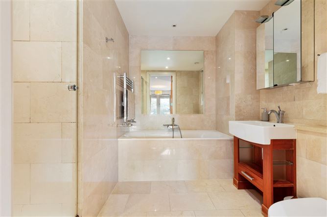16 Shrewsbury Square, Sandymount, Dublin 4