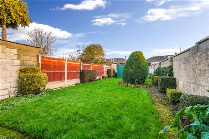 39 Claremont Drive, Glasnevin, Dublin 11