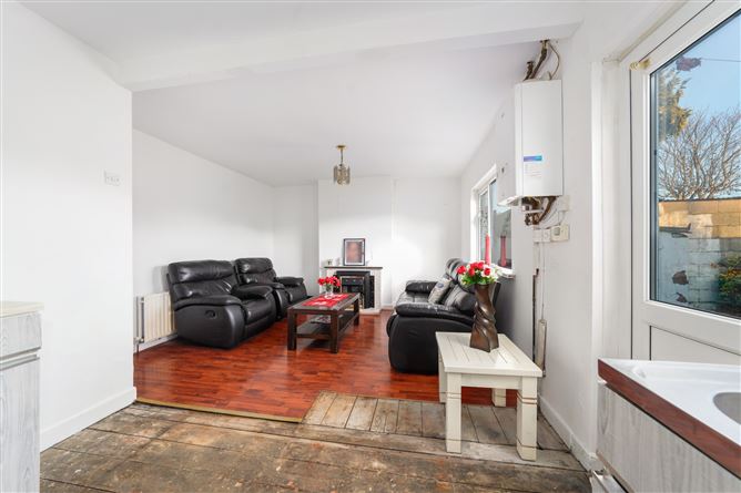 39 Claremont Drive, Glasnevin, Dublin 11