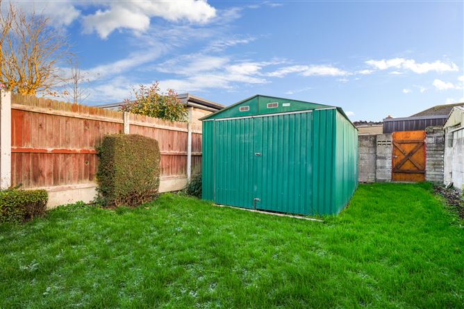 39 Claremont Drive, Glasnevin, Dublin 11
