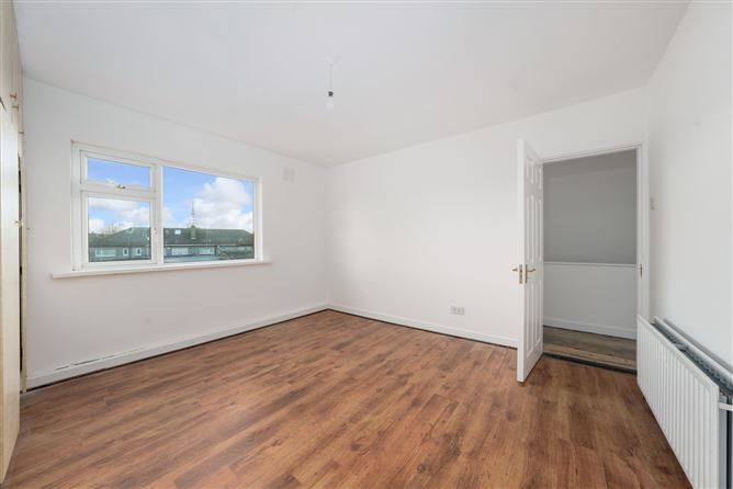 39 Claremont Drive, Glasnevin, Dublin 11