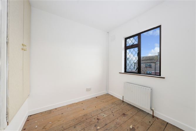 39 Claremont Drive, Glasnevin, Dublin 11