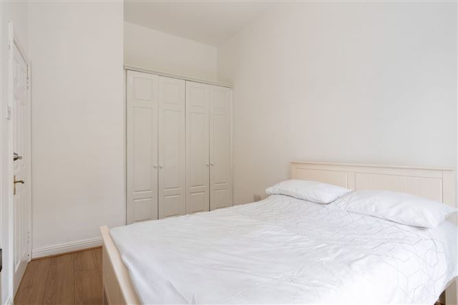 Apt.4, Chandler's Guild, James Street, Dublin 8