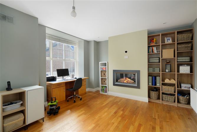 4 Brownsbarn Wood, Kingswood Cross, Citywest, Dublin 22