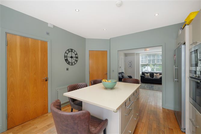 4 Brownsbarn Wood, Kingswood Cross, Citywest, Dublin 22