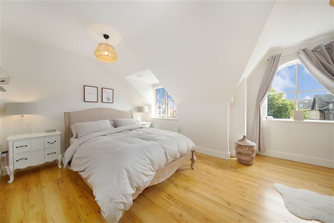 4 Brownsbarn Wood, Kingswood Cross, Citywest, Dublin 22
