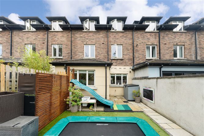 4 Brownsbarn Wood, Kingswood Cross, Citywest, Dublin 22