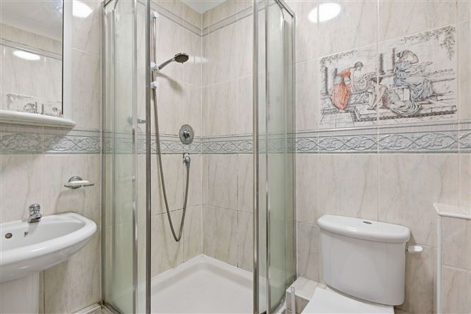 Apartment 7. Earlcourt  Adelaide Road  Dublin 2, Leeson Street, Dublin 2