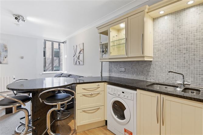 Apartment 7. Earlcourt  Adelaide Road  Dublin 2, Leeson Street, Dublin 2