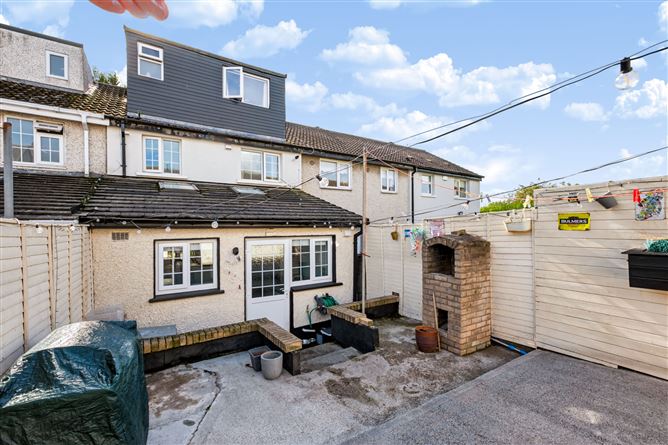 Photo 2 of 23 — 27 Woodbank Avenue, Finglas South, Dublin 11, Co. Dublin