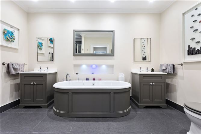 27 Hollybrook, Brighton Road, Foxrock, Dublin 18