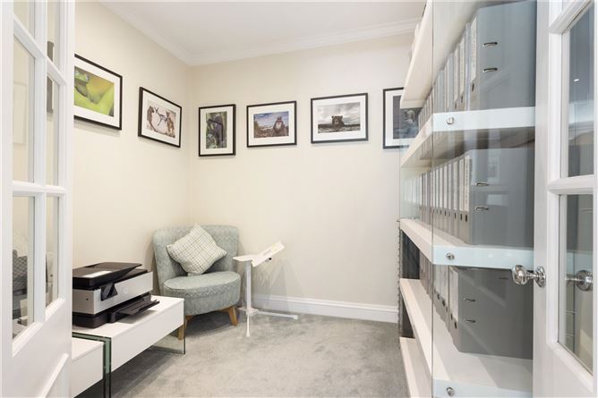 27 Hollybrook, Brighton Road, Foxrock, Dublin 18