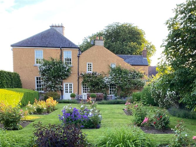 Clonmore House (near Kildare/Offaly border), Clonbullogue, Offaly