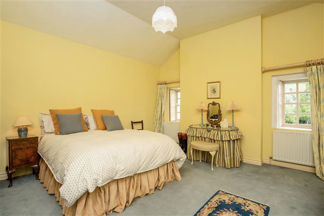 Clonmore House (near Kildare/Offaly border), Clonbullogue, Offaly