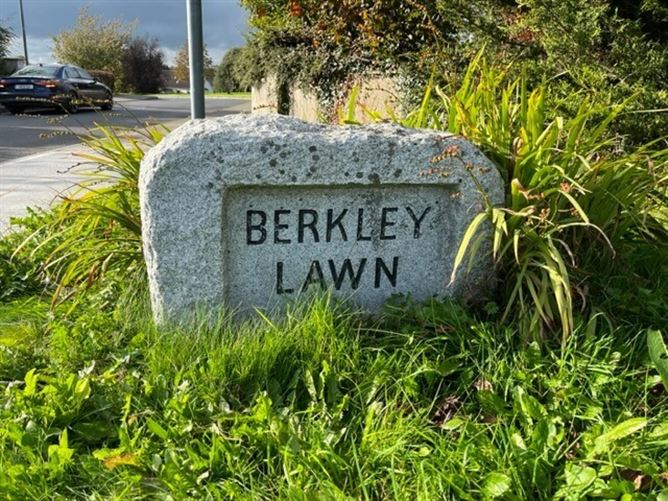 34 Berkley Lawn, Dublin Road, Thomastown, Co. Kilkenny