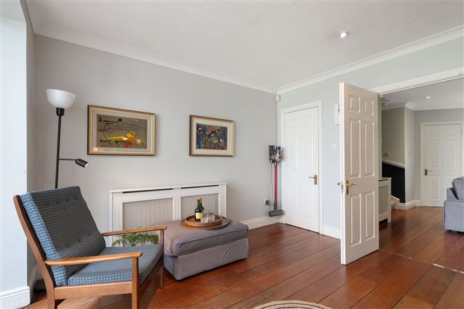 https://photos-a.propertyimages.ie/media/1/7/2/4935271/dfba27fc-c363-48f8-87e4-4bc2fb970dfc_l.jpg