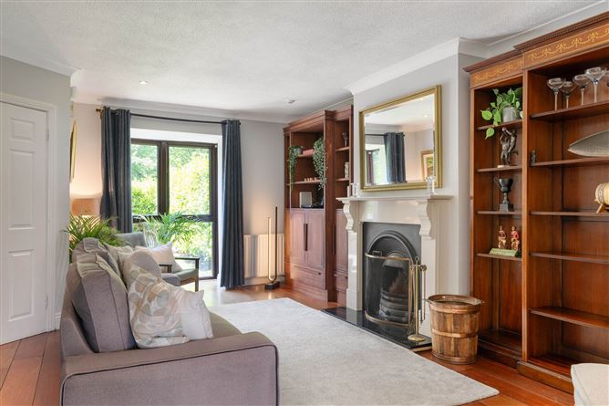 https://photos-a.propertyimages.ie/media/1/7/2/4935271/dfba27fc-c363-48f8-87e4-4bc2fb970dfc_l.jpg