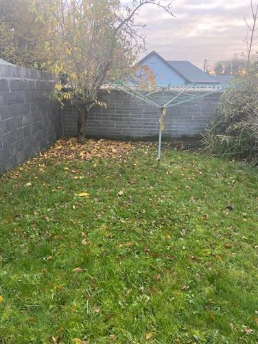 No 2 Lakeview, Creggs Rd, Glenamaddy, Galway