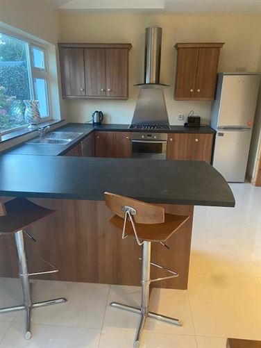 No 2 Lakeview, Creggs Rd, Glenamaddy, Galway