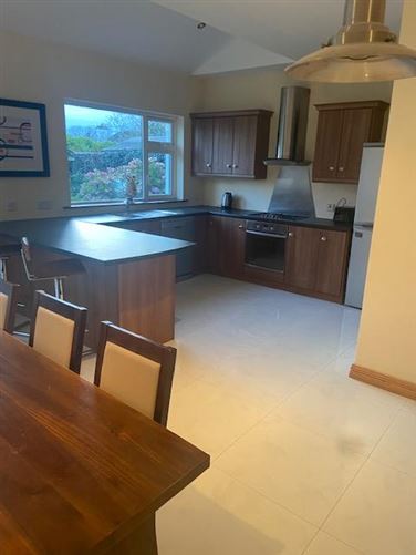 No 2 Lakeview, Creggs Rd, Glenamaddy, Galway