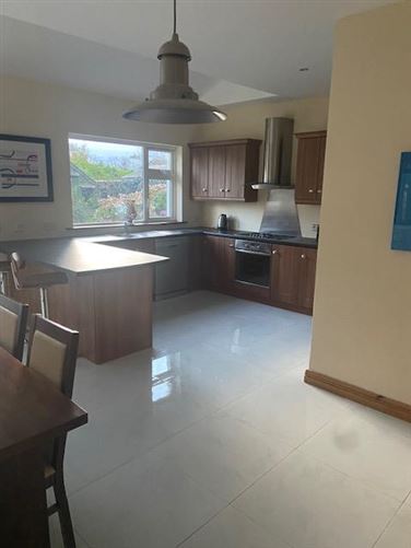No 2 Lakeview, Creggs Rd, Glenamaddy, Galway