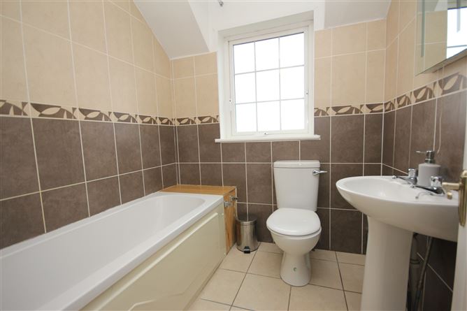 25 Clarmallagh, The Swan, Abbeyleix, Laois