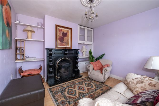 4 Woodview Terrace, Woodford, Co. Galway