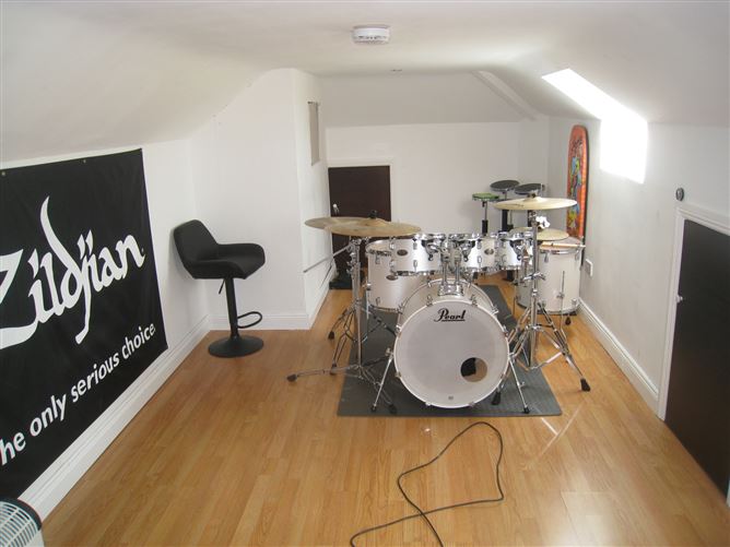 Longfield, Edgeworthstown, Longford