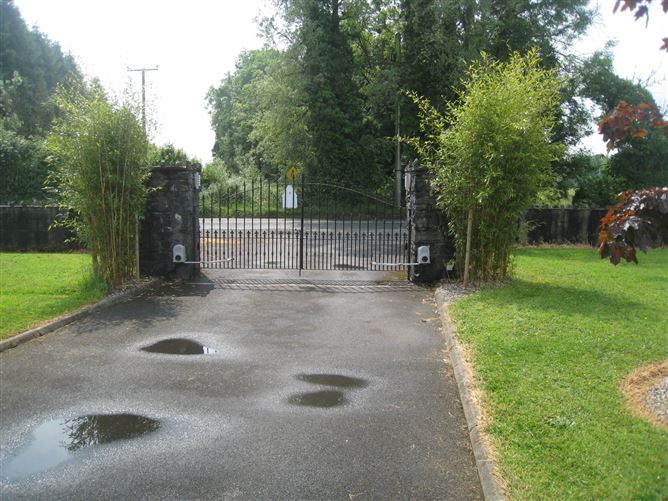 Longfield, Edgeworthstown, Longford