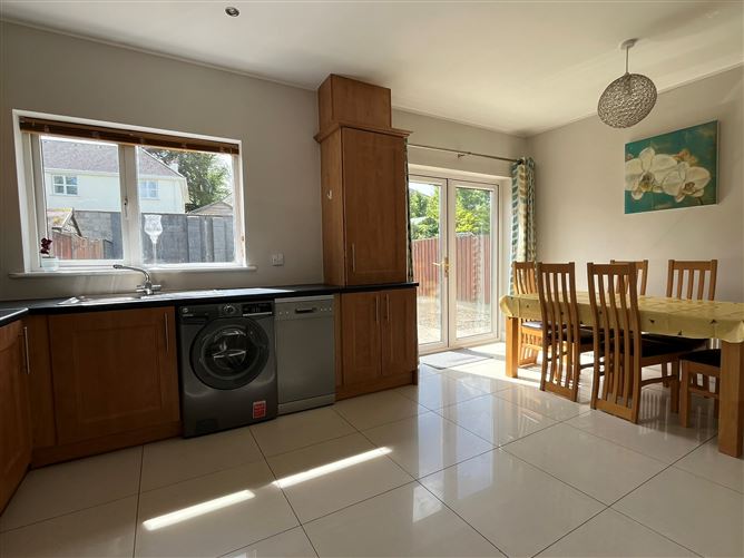 3 Castlerock Woods, Castleconnell, Limerick