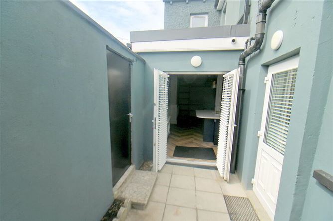7 New Street, Dundalk, Louth