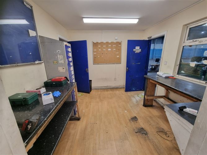 Unit 5/7 Crossagalla Enterprise Centre , Ballysimon, Limerick